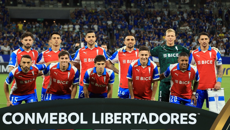 La UC choca con Barcelona en Guayaquil buscando el liderato del grupo en Libertadores