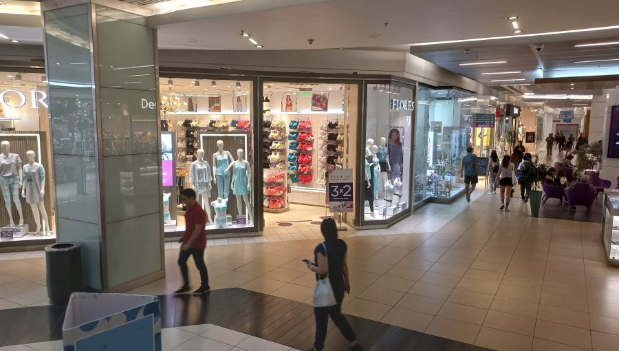 Actividad comercial anota un alza interanual de 4,9% durante marzo de 2026