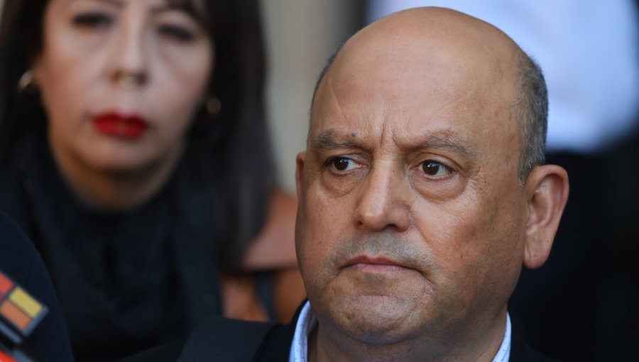 Presidente de la CUT tras no lograr acuerdo con el Gobierno por reajuste al salario mínimo: "Los trabajadores están pagando la crisis"