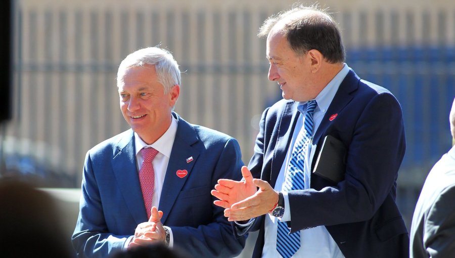 Poduje toma distancia del Ministro de Hacienda, descarta cortar programas y recalca que "mi único jefe es el Presidente Kast”