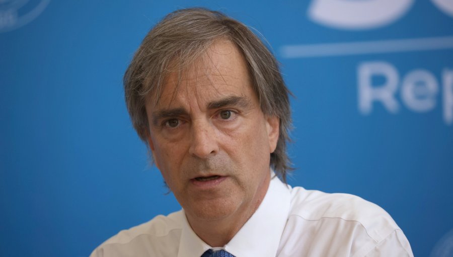 “Se manda solo”: Cruz-Coke critica manejo de Poduje y le pide no actuar como en “un programa de farándula”