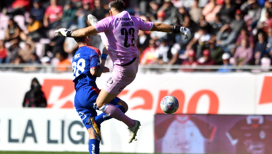 Universidad de Chile golea a La Serena y alcanza la cima en la Copa de la Liga