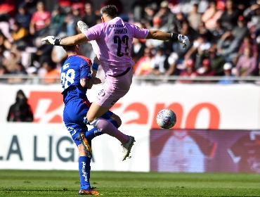 Universidad de Chile golea a La Serena y alcanza la cima en la Copa de la Liga