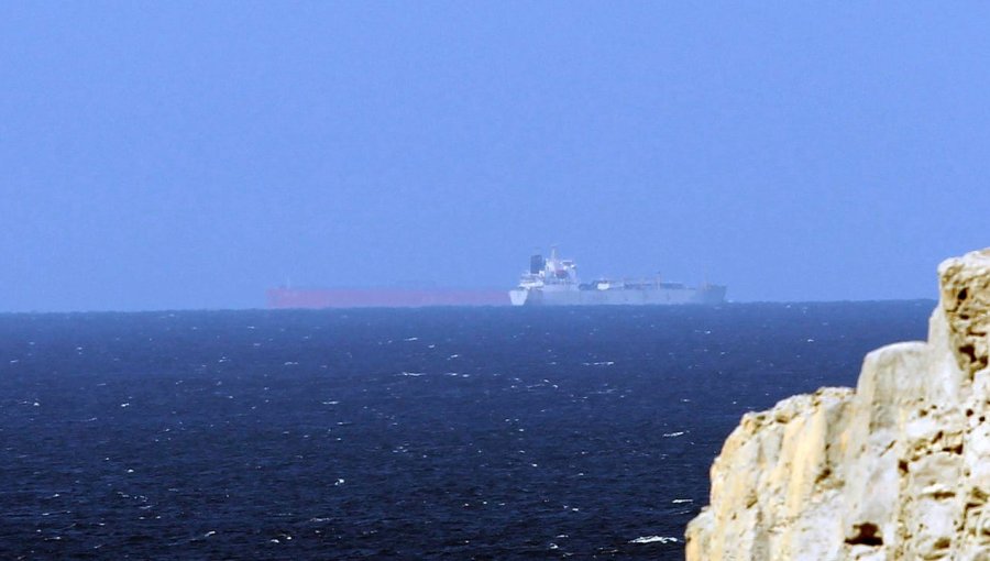 Irán amenaza con atacar a fuerzas extranjeras que ingresen al estrecho de Ormuz