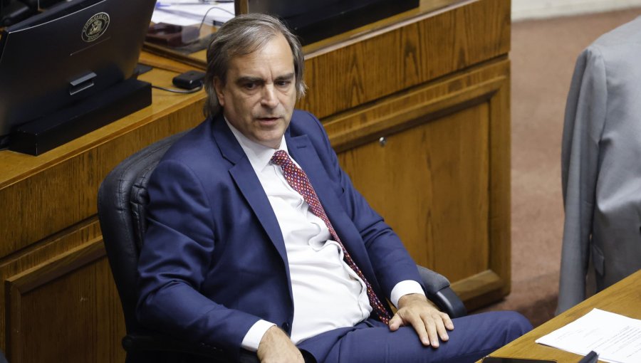 Cruz-Coke defiende el rol de Chile Vamos en la administración de Kast: "La 'derechita cobarde' es el sostén del Gobierno"