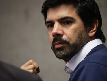 Lavín tras primera jornada de formalización acusa que el Ministerio Público "ha hecho un esfuerzo importante en crear una causa"