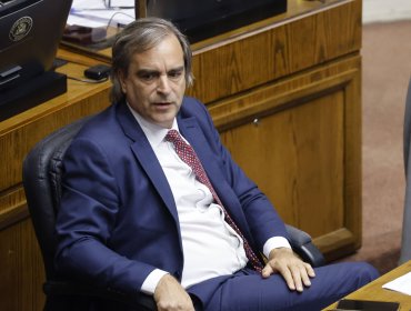Cruz-Coke defiende el rol de Chile Vamos en la administración de Kast: "La 'derechita cobarde' es el sostén del Gobierno"