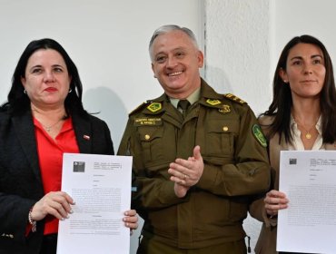 Ministerios de Seguridad y Educación firman convenio con Carabineros para reforzar seguridad en establecimientos educacionales