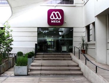 La grúa televisiva en acción: tres reconocidas figuras dejaron TVN y ficharon por Mega