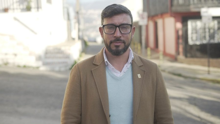 Concejal Contreras critica Ley Cholito y reprocha gestión de director municipal tras ataques de jaurías en Laguna Verde