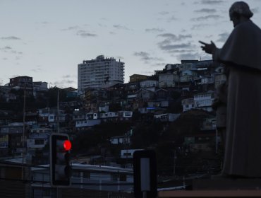 Unos 5 mil clientes quedaron sin luz durante el sistema frontal en la región de Valparaíso