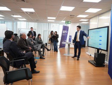 Gobernador Mundaca busca implementar sistema con Inteligencia Artificial para reforzar seguridad en la región de Valparaíso