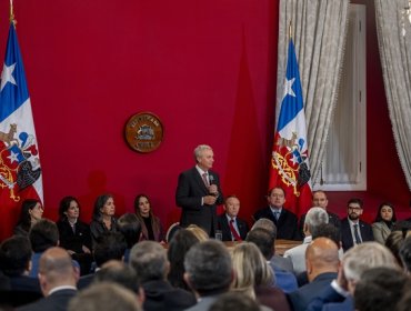 Presidente Kast recibió a cerca de 130 alcaldes en La Moneda para abordar desafíos territoriales y fortalecer la coordinación