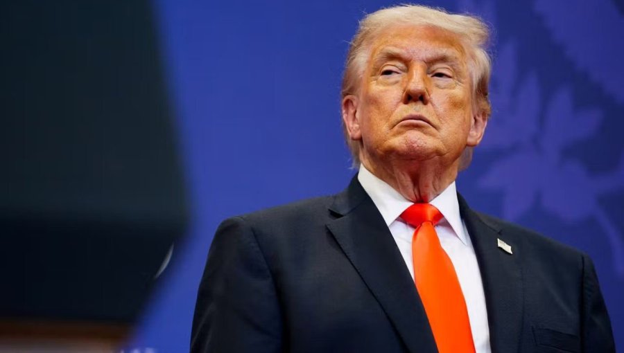 Trump ofrece poner fin al bloqueo en el Estrecho de Ormuz bajo "estricta condición" de cumplimiento por parte de Irán