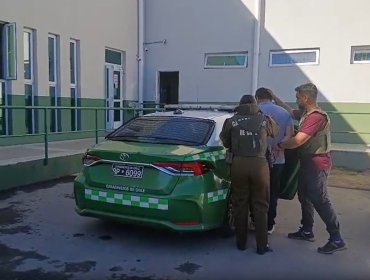Detienen en Valparaíso a dos hombres que mantenían órdenes vigentes por delitos de incendio y conducción en estado de ebriedad