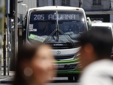 Gobierno intenta frenar amenaza de conductores del Gran Valparaíso y delegado Millones apuesta que "no va a haber paro"