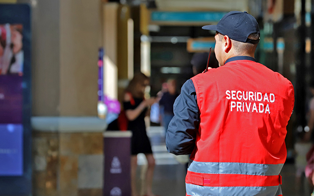 Detienen a guardia de seguridad en Viña del Mar por exhibir certificado falso a Carabineros