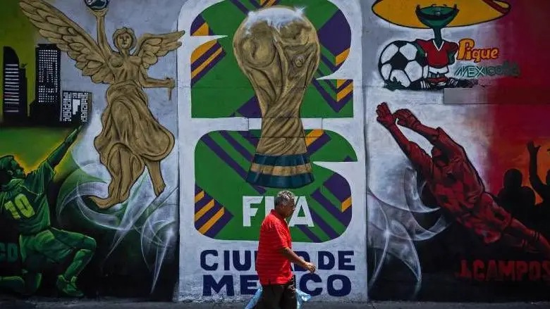 México contempla reducir el ciclo escolar para "proteger a los niños" y la organización del Mundial ante ola de calor