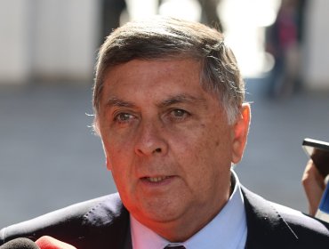 Alvarado respalda dichos de Kast contra la oposición y advierte "sabotaje" por indicaciones a proyecto de Reconstrucción