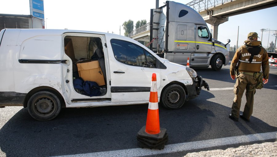 Detienen a cuatro delincuentes y recuperan vehículo que transportaba cigarrillos en Lampa