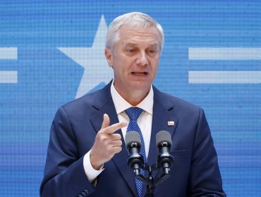 Presidente Kast acusó a la oposición de "obstaculizar y boicotear" el proyecto de Reconstrucción con "tsunami" de indicaciones