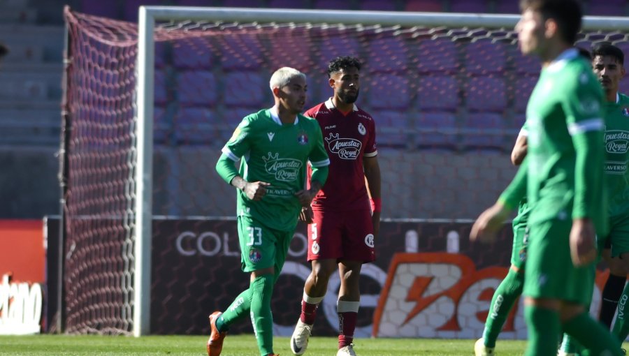 Audax le dejó tarea a la U y a Unión La Calera tras vencer a un opaco Deportes La Serena