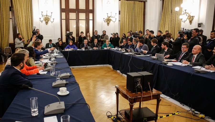 Indicaciones ingresadas al proyecto de Reconstrucción Nacional del Gobierno superan las mil