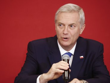 Kast hace hace mea culpa tras dichos sobre investigaciones académicas, pero recalca que "es fundamental el buen uso de los recursos"