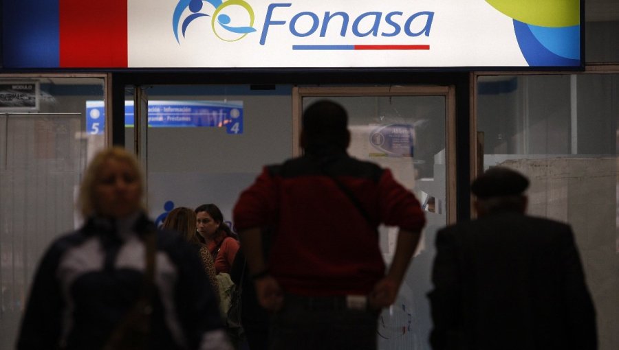 Por falta de oferentes, Fonasa declara desierta licitación de la cobertura complementaria