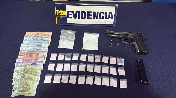 En prisión preventiva e internación provisoria quedaron adulto y adolescente por venta de ketamina a través de redes sociales en Calama