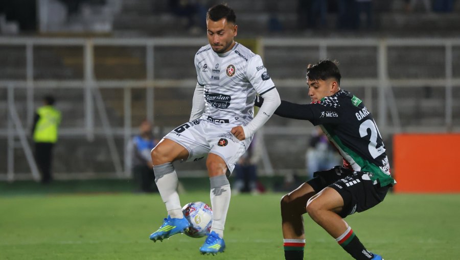 Jean Meneses explota contra el arbitraje tras la eliminación de Limache de la Copa de la Liga: "Te echa a perder todo el trabajo de la semana"