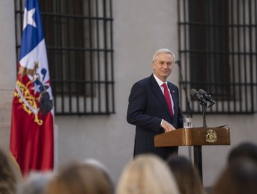 Presidente Kast llama a "administrar bien" los recursos de Junaeb y afirma que hay niños "que llevan sandwich y no almuerzan"