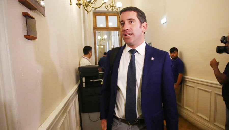Diputado Moreno y "tsunami" de indicaciones a la megarreforma: "A través de la democracia, estás tratando de vulnerar la misma democracia"