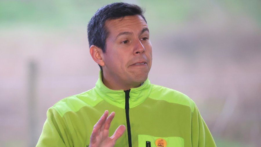 Alcalde de Renca refuta dichos de la ministra de Salud y afirma que "es falso" que los recortes en salud "no sean una realidad"