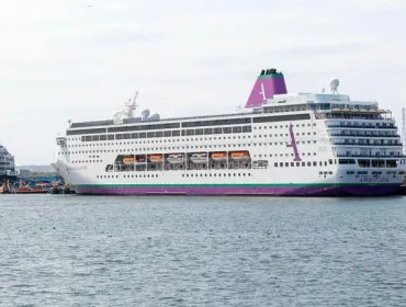 Más de 1.700 personas están confinadas en un crucero en Francia tras sospecha de brote gastrointestinal y la muerte de un pasajero