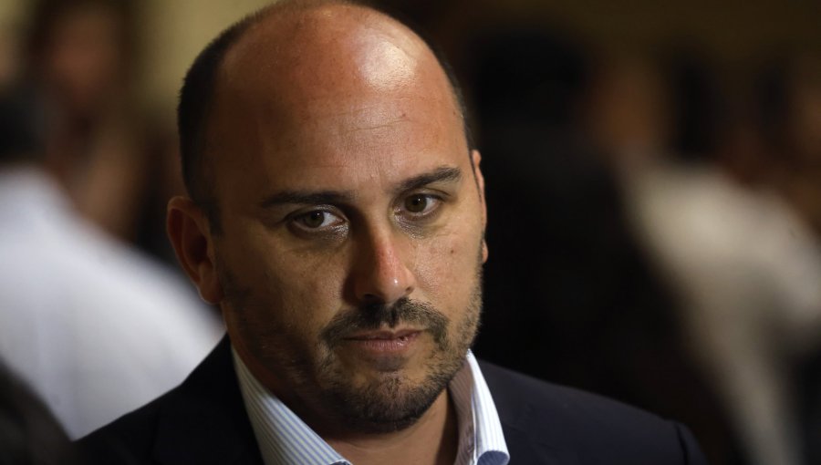 Senador Longton y advertencias del Consejo Fiscal Autónomo sobre megarreforma: “No hacer nada no es una solución para el país”