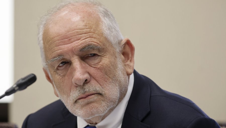 Contraloría despeja dudas sobre el Minvu y sepulta acusación contra exministro Montes