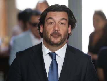Diputado Leiva llama a dejar atrás "el show" de las indicaciones y concentrarse en "mejorar" el proyecto de Reconstrucción