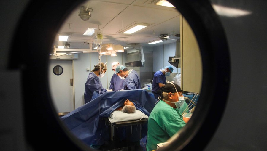 Minsal recalca que recorte presupuestario no afectará atenciones: "Representan sólo un 1,1% de los recursos operacionales de los hospitales"