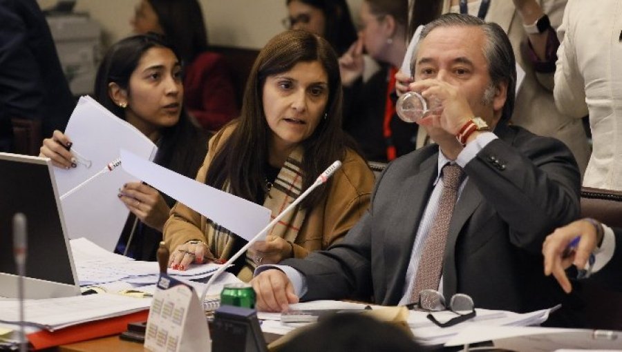 Proyecto de reconstrucción nacional supera primer trámite en Hacienda y pasa a comisiones de Trabajo y Medio Ambiente