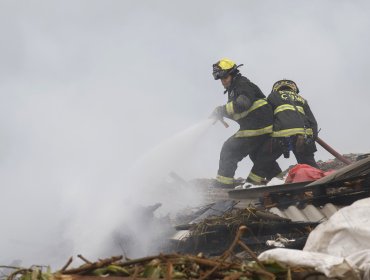 Incendios en temporada de frío encienden las alertas en la región de Valparaíso: reforzarán fiscalización y piden extremar cuidados