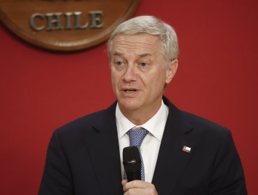 Presidente Kast agradeció "esfuerzo" de parlamentarios tras avance del proyecto de Reconstrucción