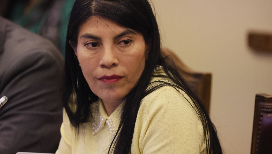 Ministra Lincolao enfrenta nueva polémica por reuniones con Google y Meta sin ley de lobby