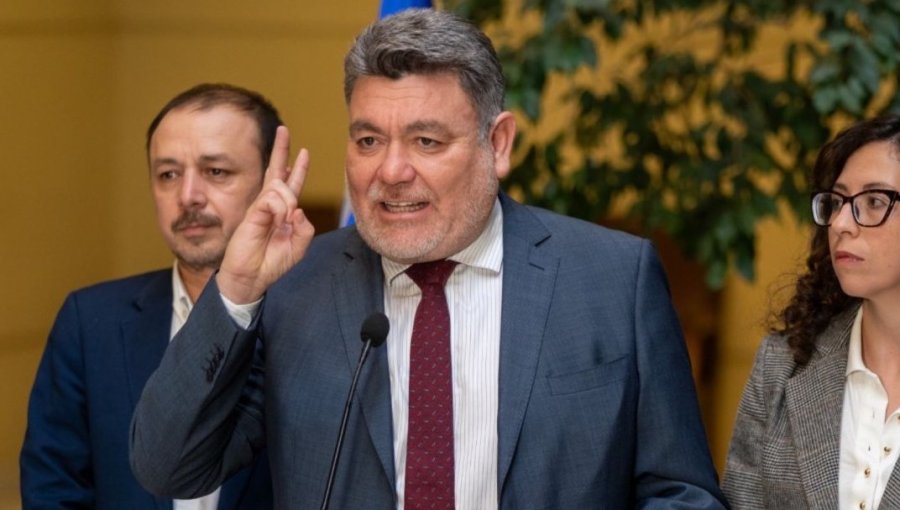 “El gobierno está demostrando atisbos autoritarios”: Diputado Venegas tras votación de megarreforma en Comisión de Trabajo