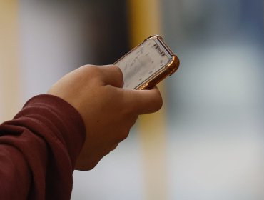 Estudio revela que contacto de niños, niñas y adolescentes con desconocidos en internet pasó de 19% a 42%