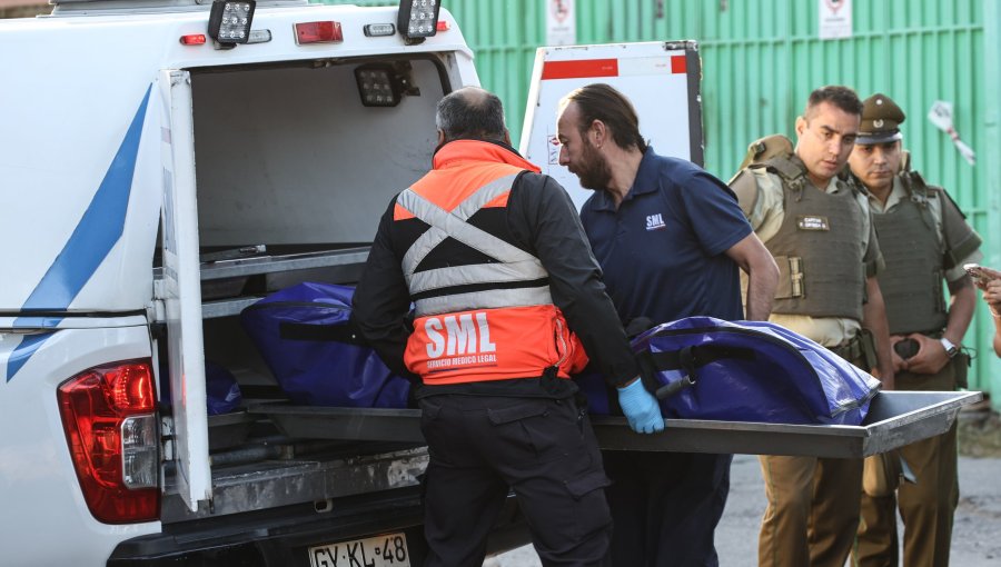 Coordinan traslado al continente de hombre hallado muerto tras incendio en Juan Fernández