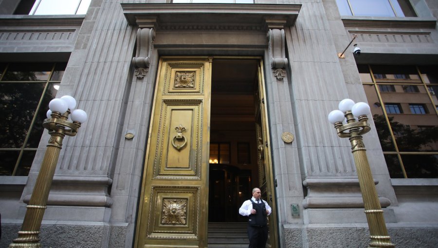 Informe de Estabilidad Financiera: Banco Central destaca solidez local frente a "focos de incertidumbre" globales