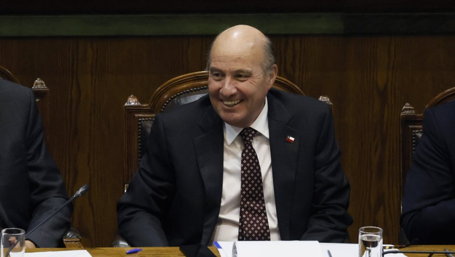 Ministro Quiroz califica de "respaldo histórico" la aprobación en la Cámara del proyecto de Reconstrucción