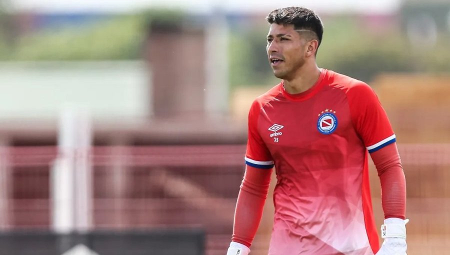 El sueño se frustró en los penales: Brayan Cortés brilla con dos tapadas, pero Argentinos Juniors queda eliminado