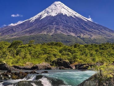 Fallece excursionista atrapado en profunda grieta del volcán Osorno